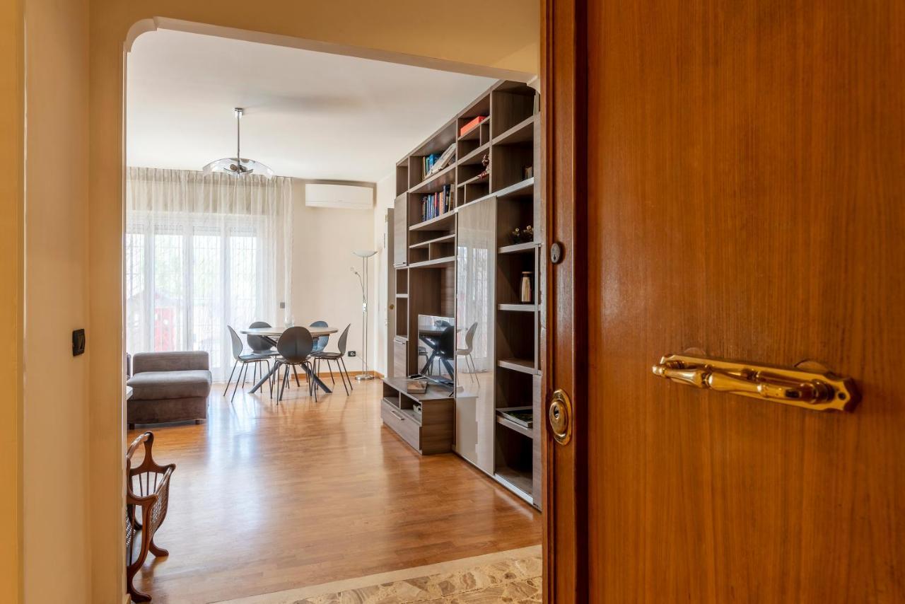 Piazza Bologna Terrace Apartment Рим Екстер'єр фото